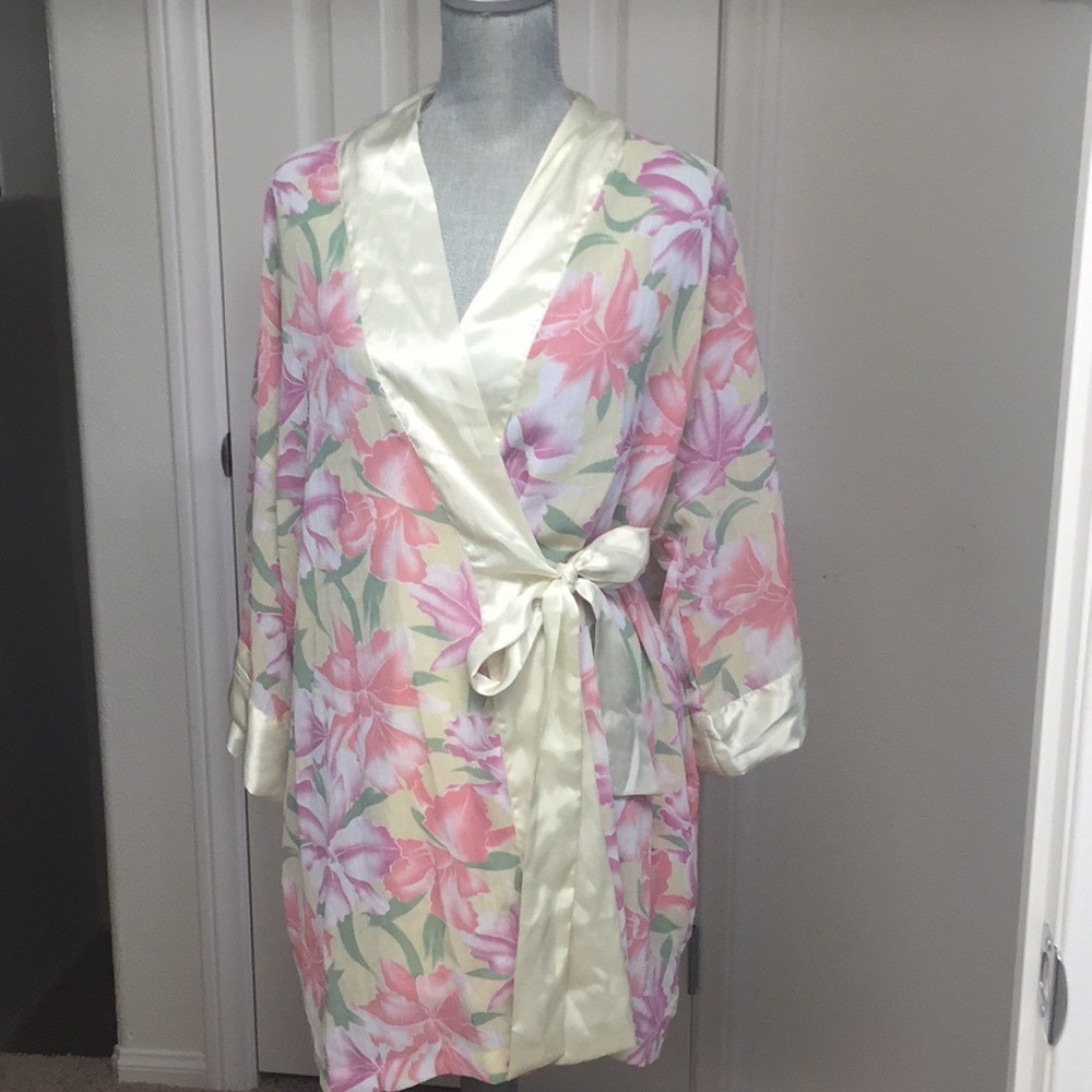 Vintage Victoria's Secret Robe💋